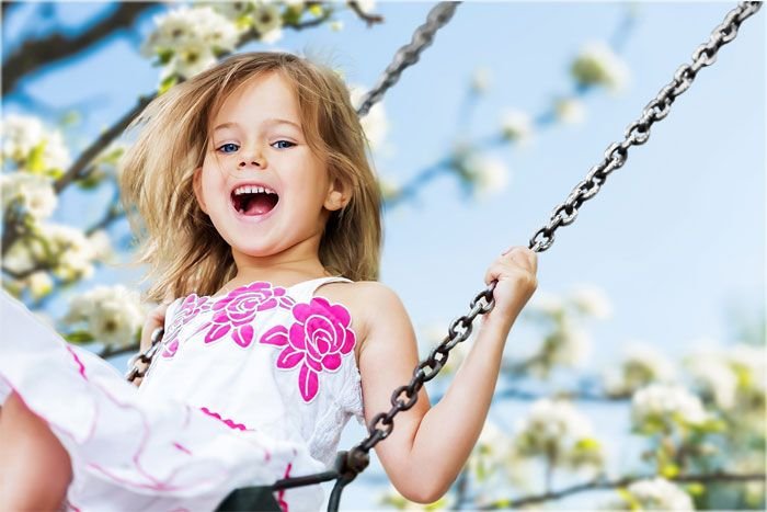 Уход за зубами в детстве: Как обеспечить здоровье зубов вашего ребенка